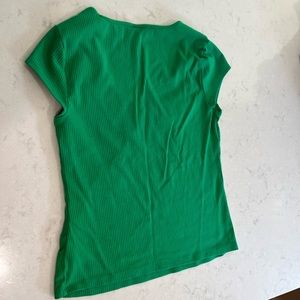 Old Navy t-shirt